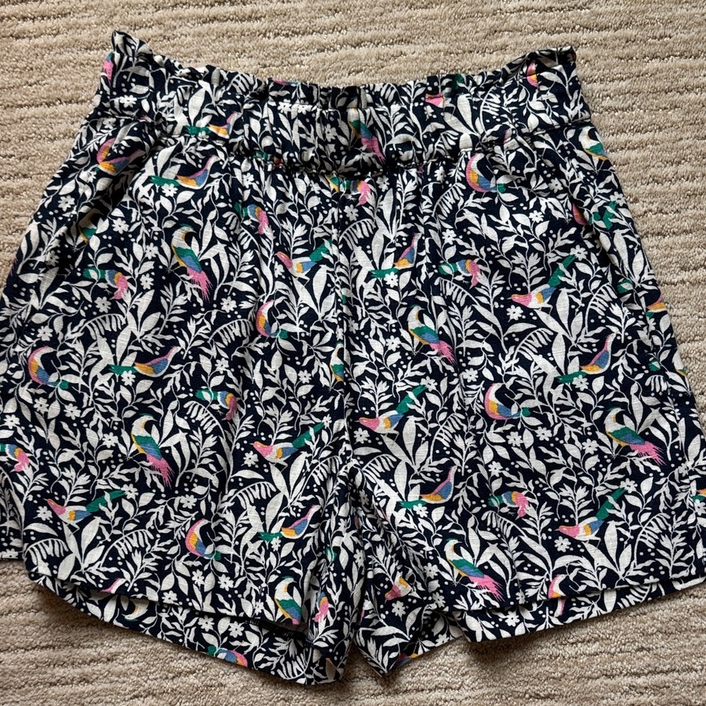 LOFT Black and White Floral High Waist Shorts